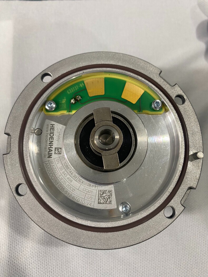 SIEMENS MOTOR ENCODER 6FX2001-5JE20-2DC0